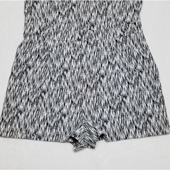 TOPSHOP Black White Abstract Cut-Out Stretchy Racerback Romper 12 - Picture 3 of 8